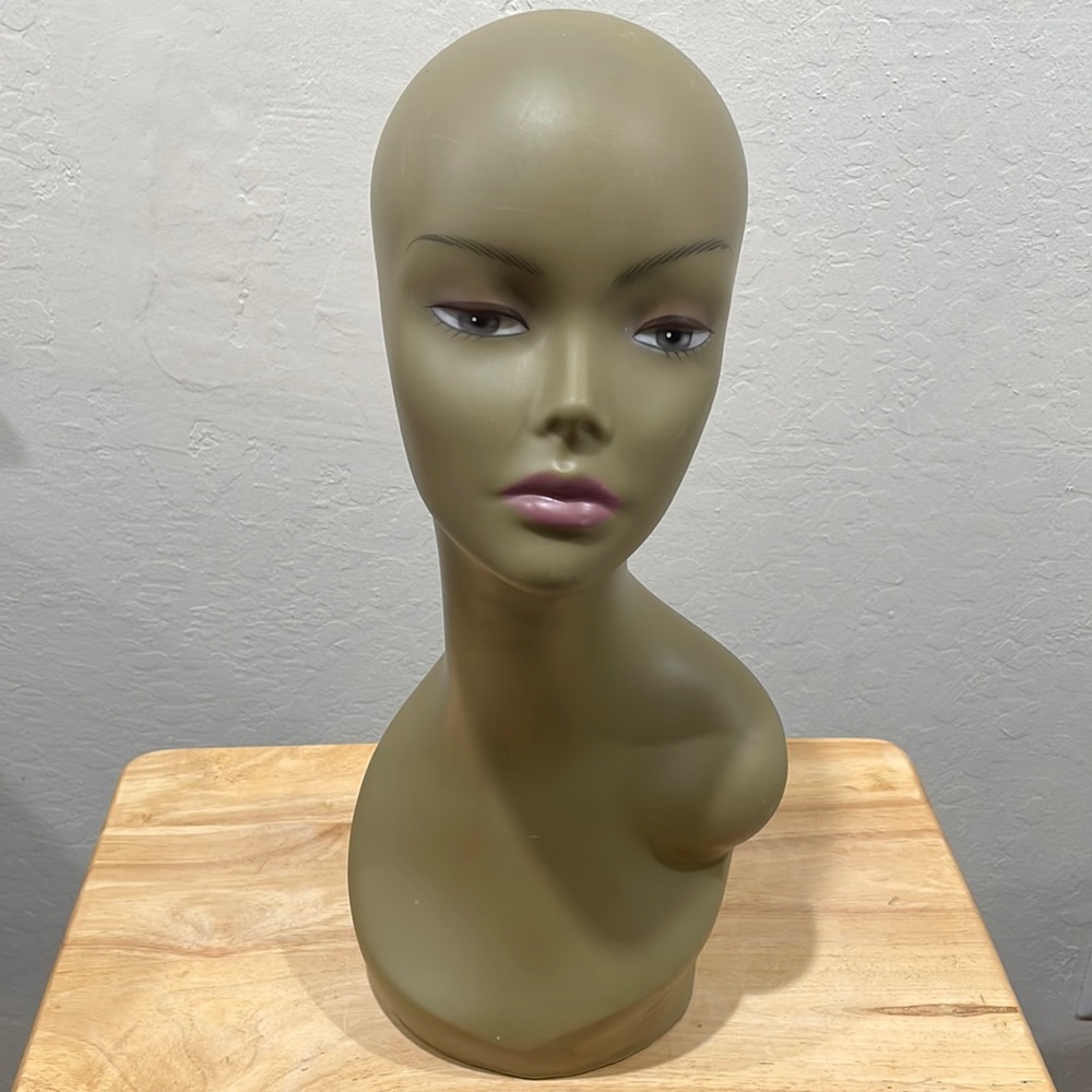 [25] Mannequin Head Plastic Display for Wigs Hats Sunglasses Jewelry